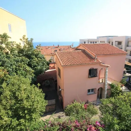 Apartment Bel Lumineux Joyeux Spacieux, Vue