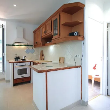 Bel Lumineux Joyeux Spacieux, Vue *