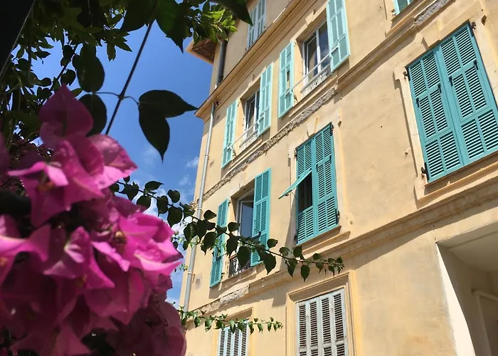 Bel Lumineux Joyeux Spacieux, Vue Apartment